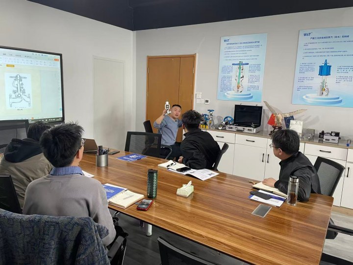 培训.jpg 培训.jpg