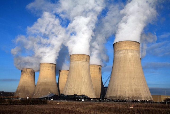 Hydrofluidik: energiesparmaßnahmen für eingebaute kohlekraftwerke mit hilfe Von ventilen und elektrischen ventilen